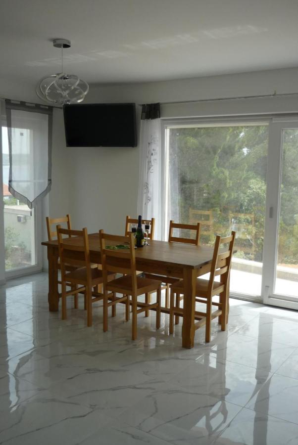 Apartment Seline 8 nur 200 m bis zum Strand Exterior foto